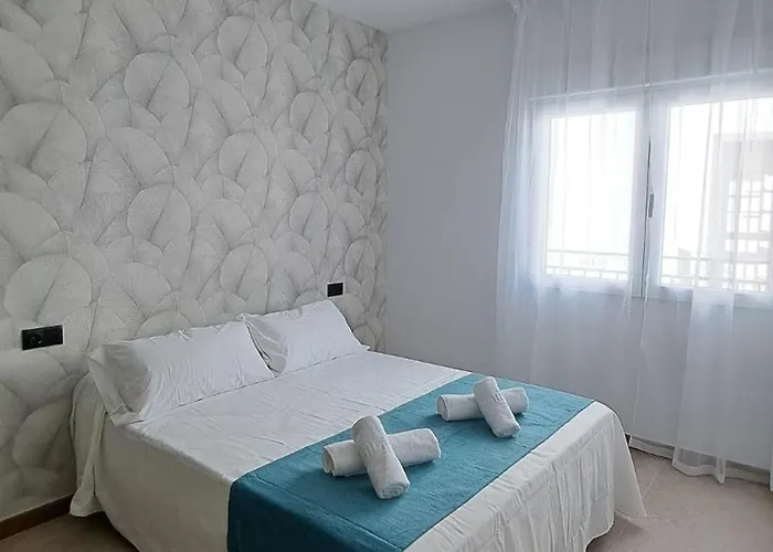 Olivia * בנידורם