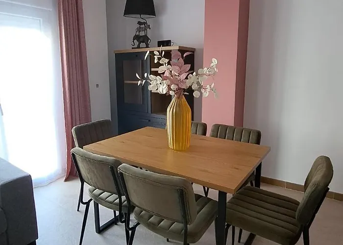 Olivia * בנידורם